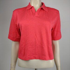 Lululemon red breathable lightweight V-Neck cropped polo shirt ladies size 6